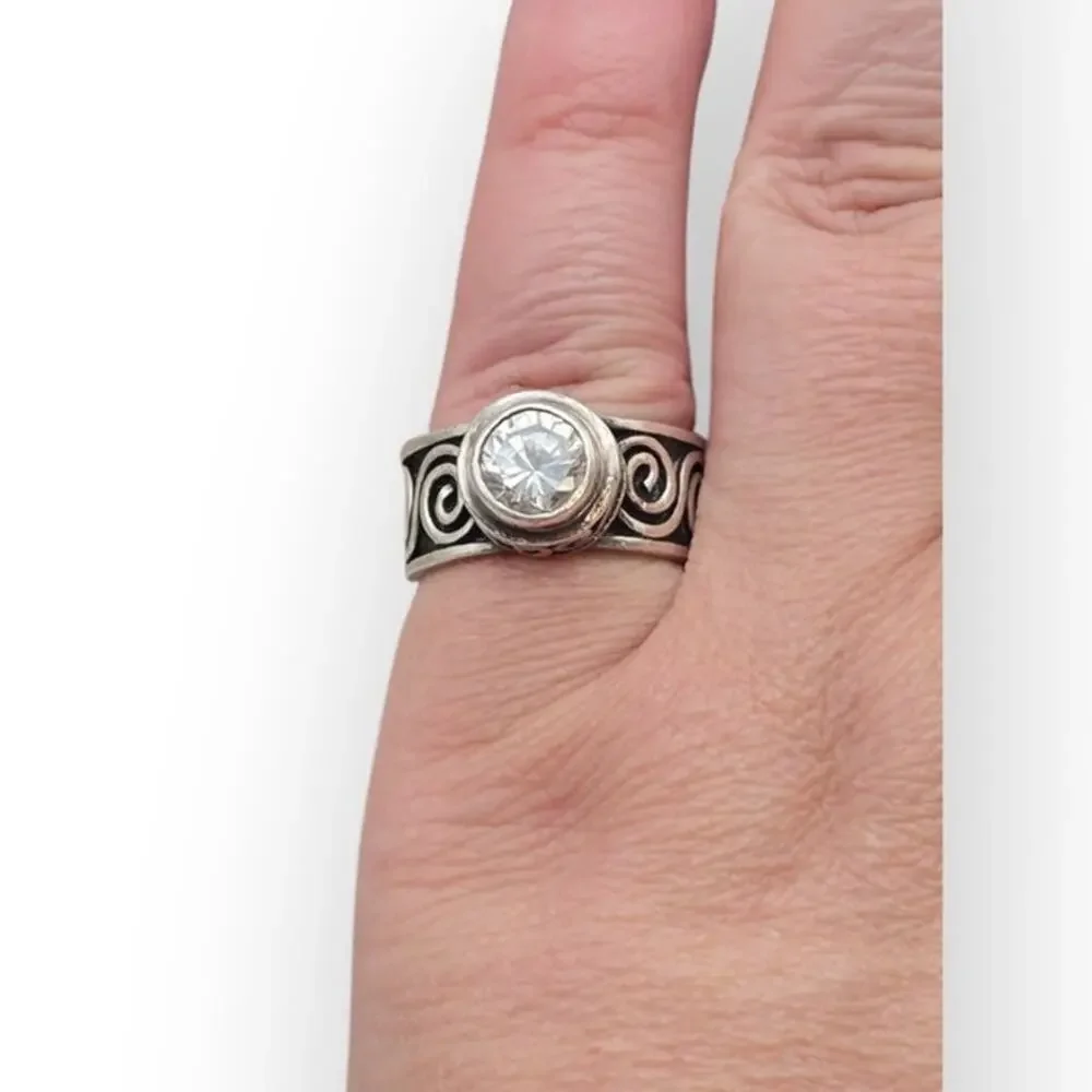 Silpada Solitaire Retired Sterling Silver Eternity Swirl Ring – Size 7.5 - Picture 1 of 13